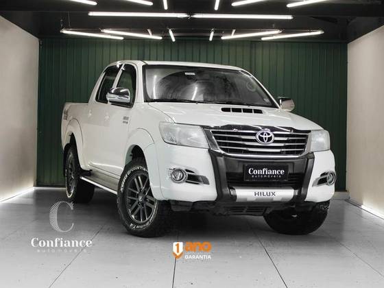 TOYOTA HILUX 3.0 SRV TOP 4X4 CD 16V TURBO INTERCOOLER DIESEL 4P AUTOMÁTICO TOYOTA HILUX 3.0 SRV TOP 4X4 CD 16V TURBO INTERCOOLER DIESEL 4P AUTOMÁTICO